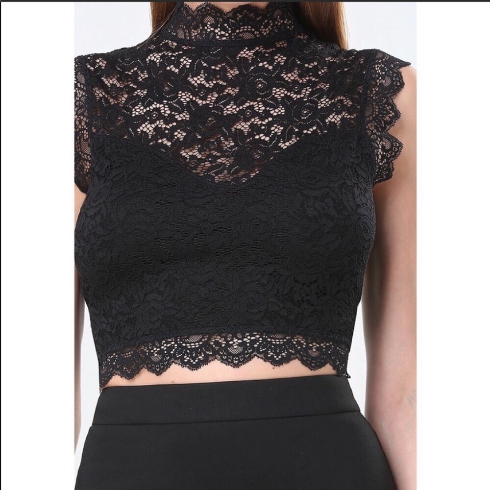 BEBE  black crop